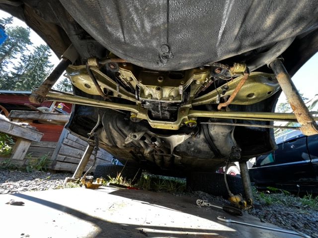 E36 deals rear subframe